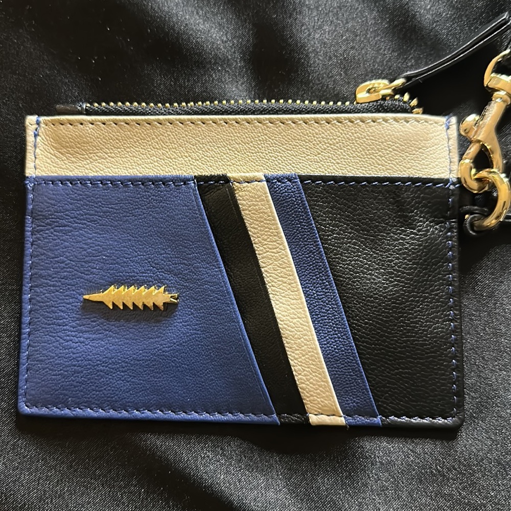 Woman’s accessory